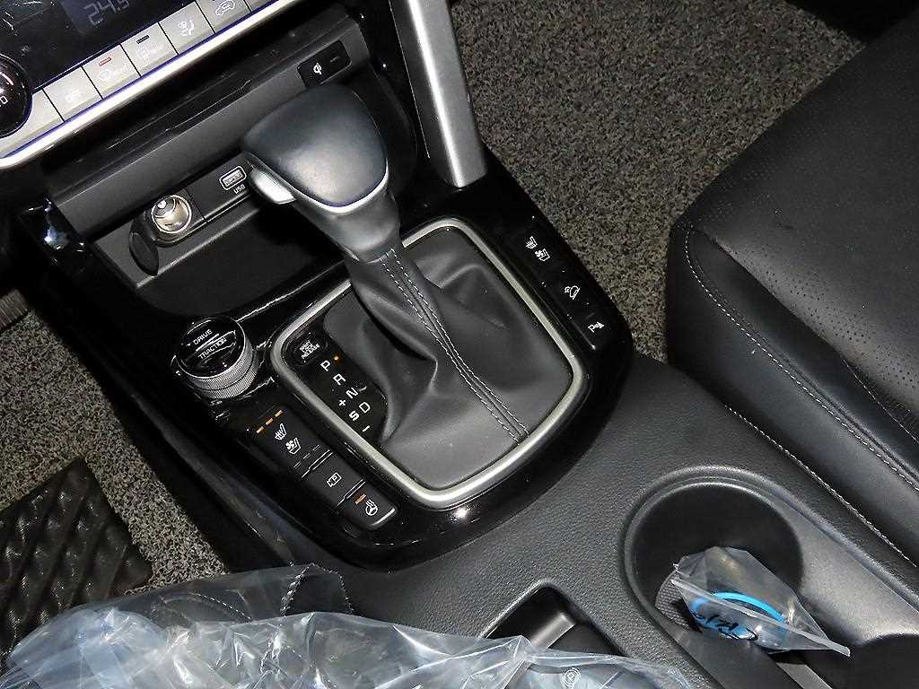 KIA Seltos - Vista 12