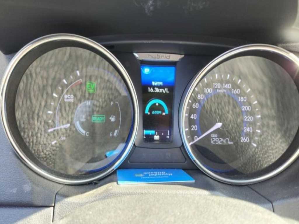 HYUNDAI Sonata - Vista 9