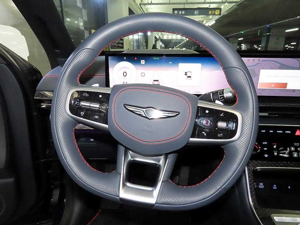 Genesis GV80 - Vista 8