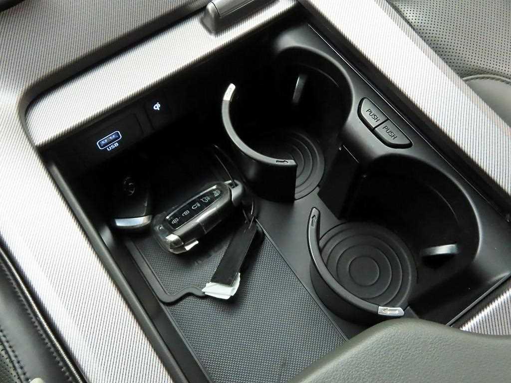 HYUNDAI Palisade - Vista 10