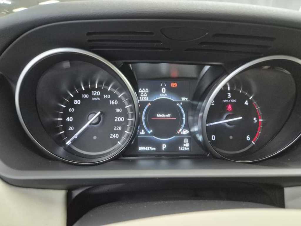 Land Rover Discovery - Vista 6