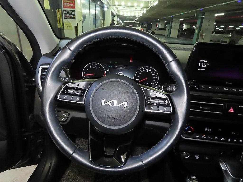 KIA Seltos - Vista 8