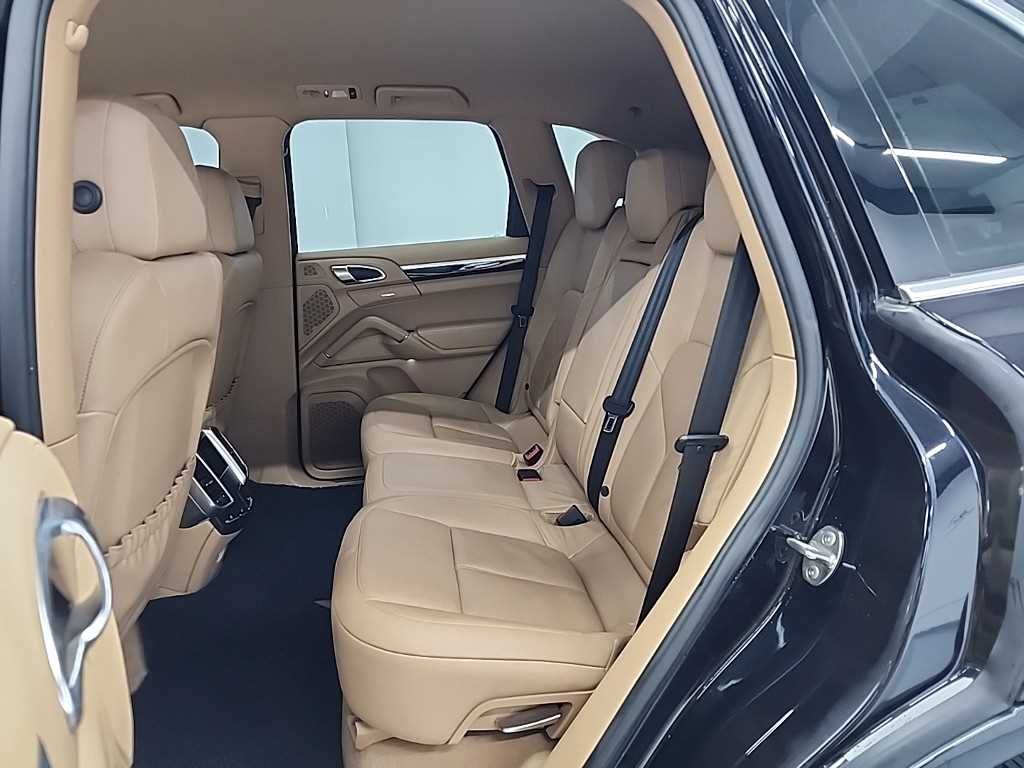 Porsche Cayenne - Vista 12