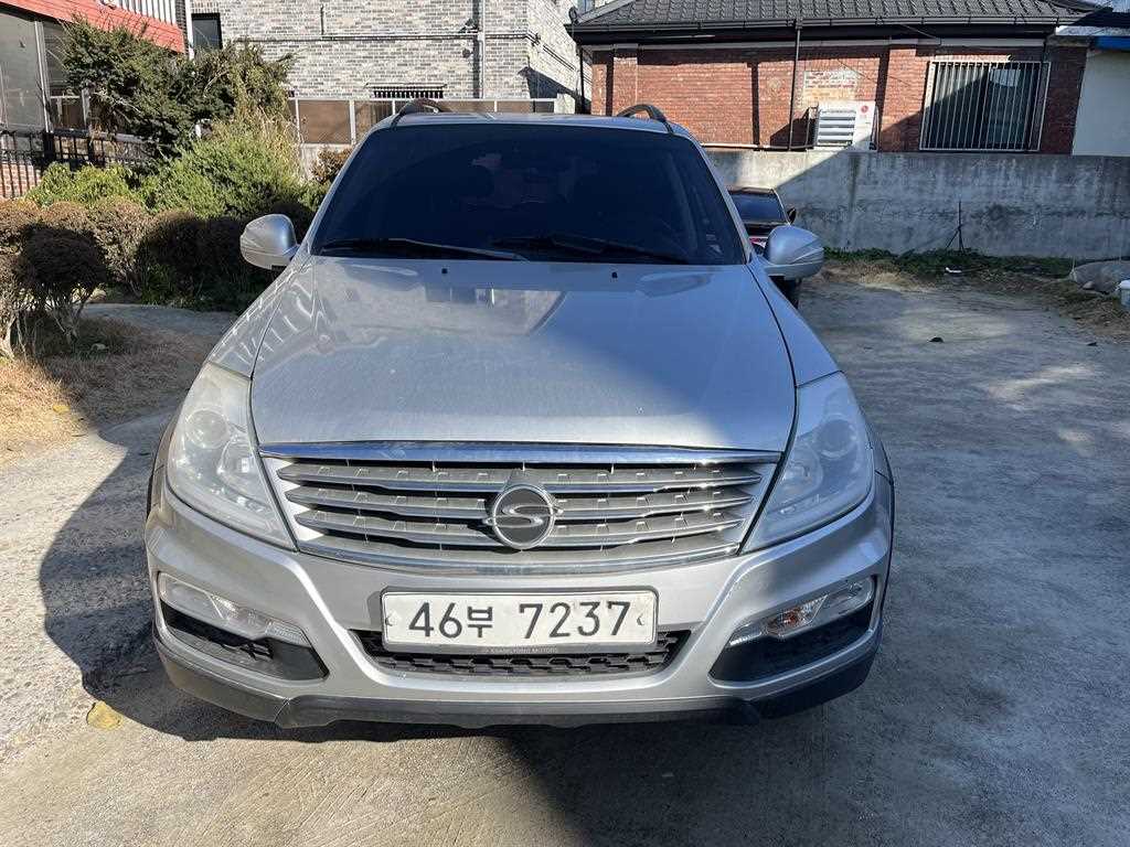 Ssangyong Rexton 2013 Plateado - Importación desde Corea - HF Imports Iquique - Foto 1