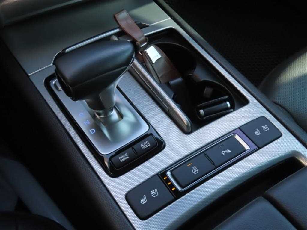 Genesis G80 - Vista 6