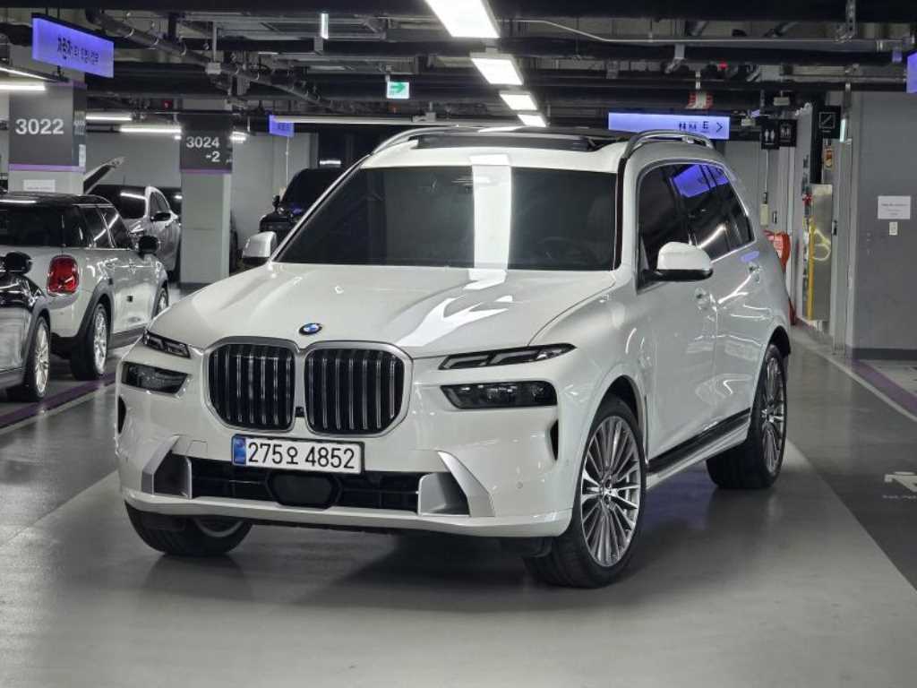 BMW X7 - Vista 4