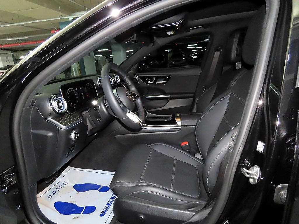 Mercedes Benz C Class - Vista 6