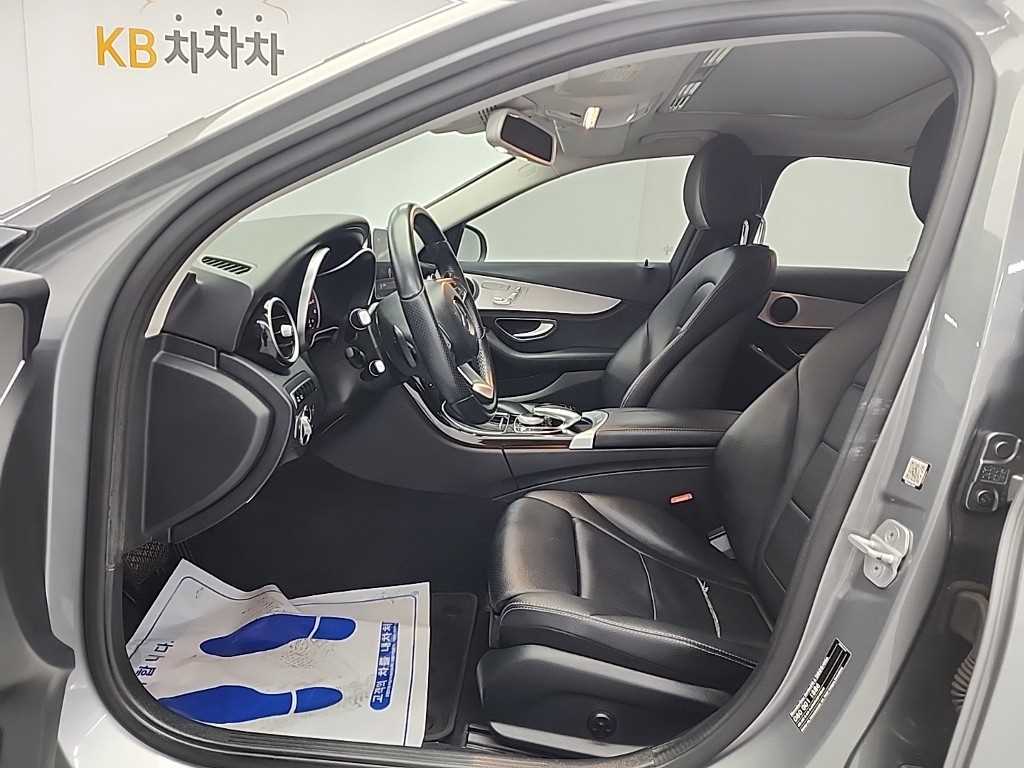 Mercedes Benz C Class - Vista 11