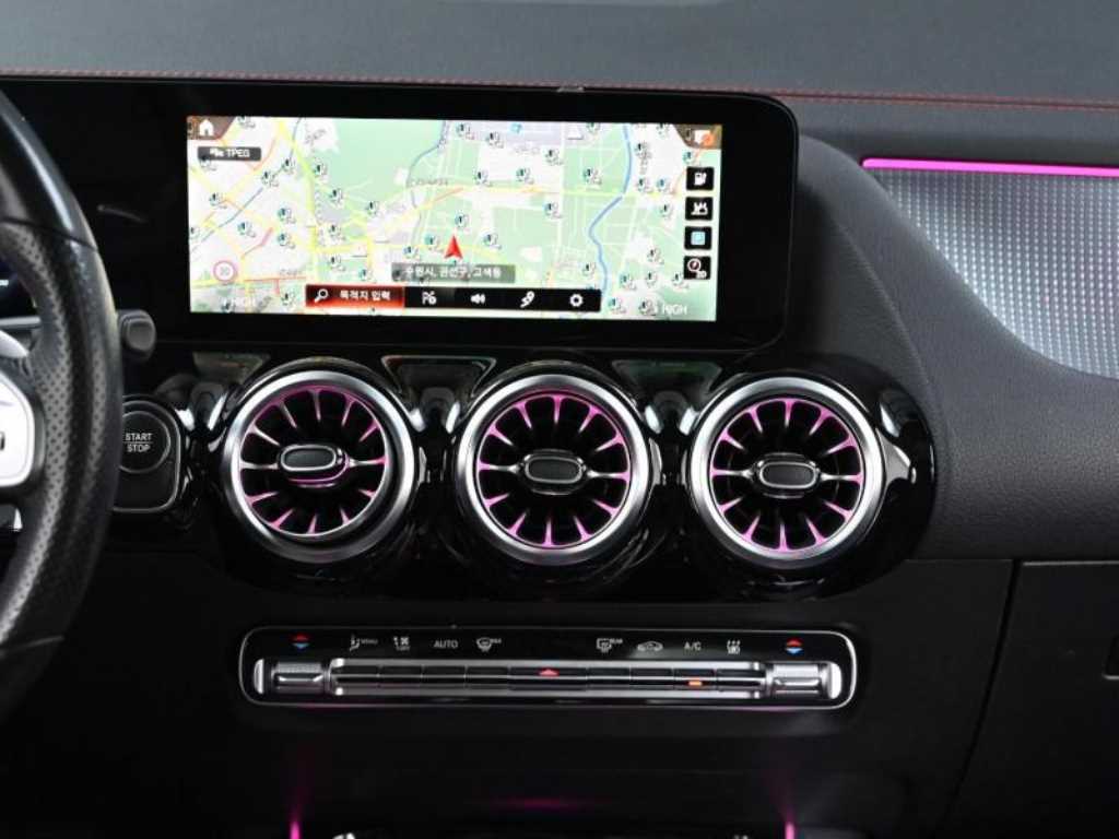 Mercedes Benz EQA 2022 Blanco - Importación desde Corea - HF Imports Iquique - Foto 14