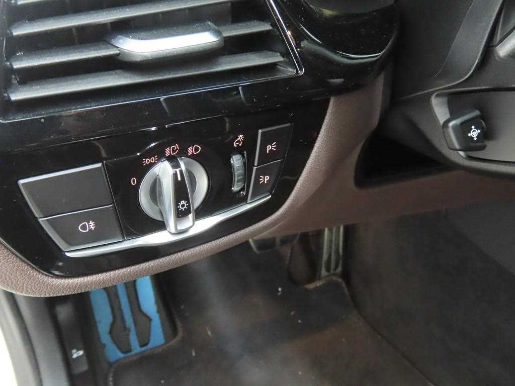 BMW 5 Series - Vista 11