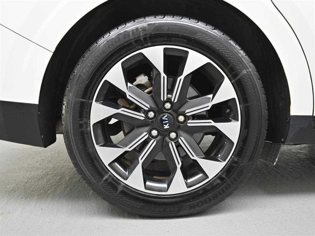 KIA Carnival - Vista 5