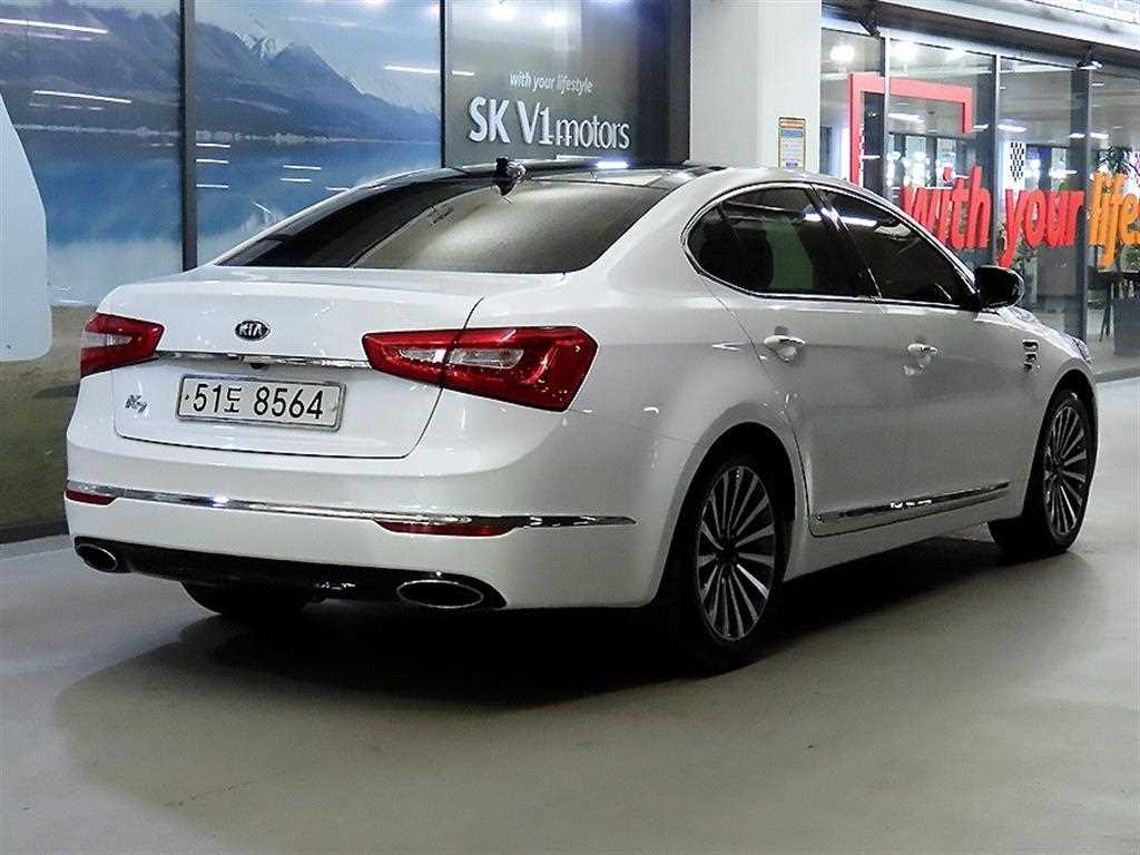 KIA K7 - Vista 4