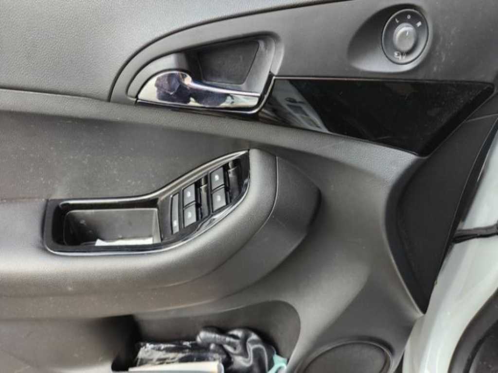 Chevrolet Orlando 2014 Blanco - Importación desde Corea - HF Imports Iquique - Foto 15