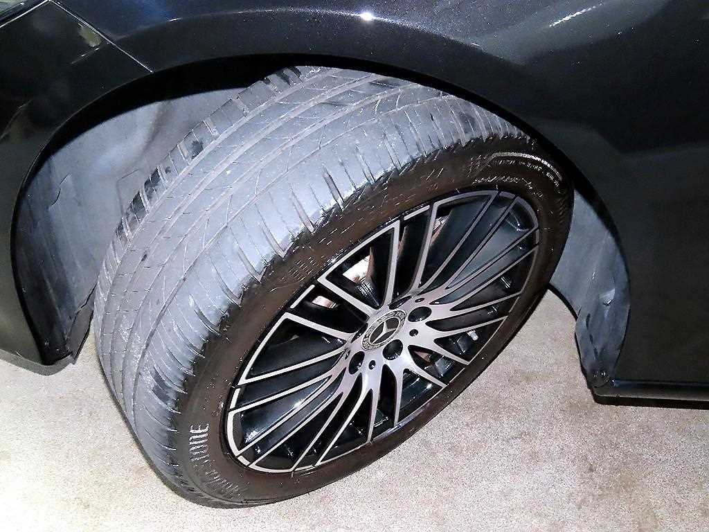 Mercedes Benz C Class 2023 Negro - Importación desde Corea - HF Imports Iquique - Foto 20