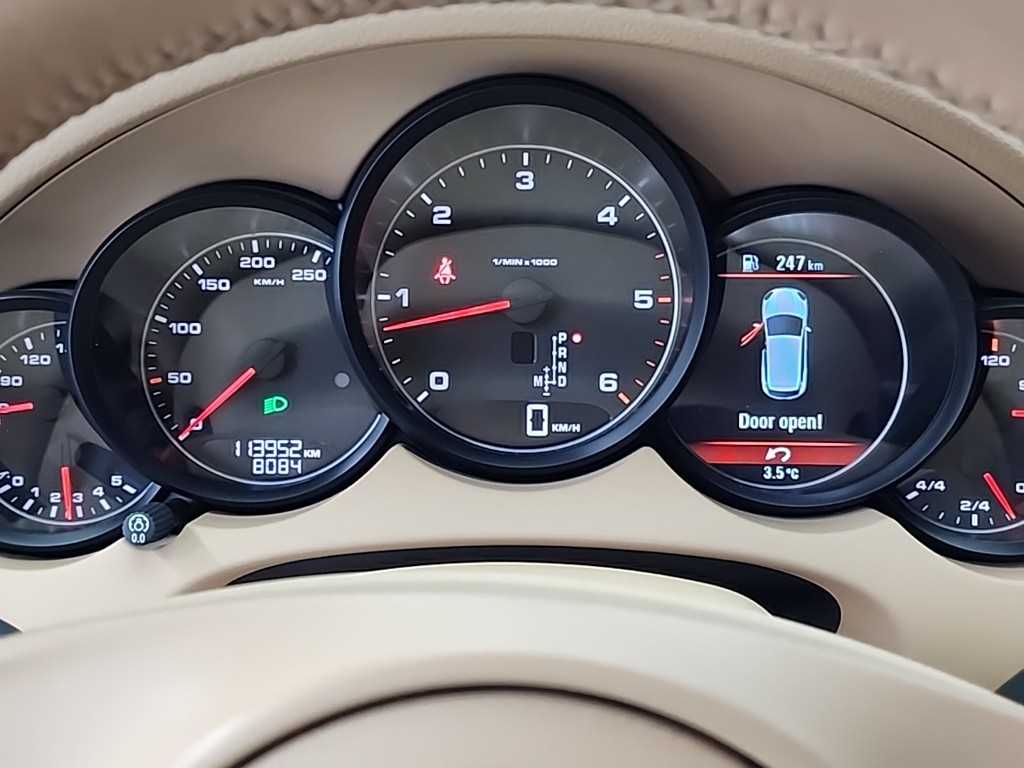 Porsche Cayenne - Vista 6