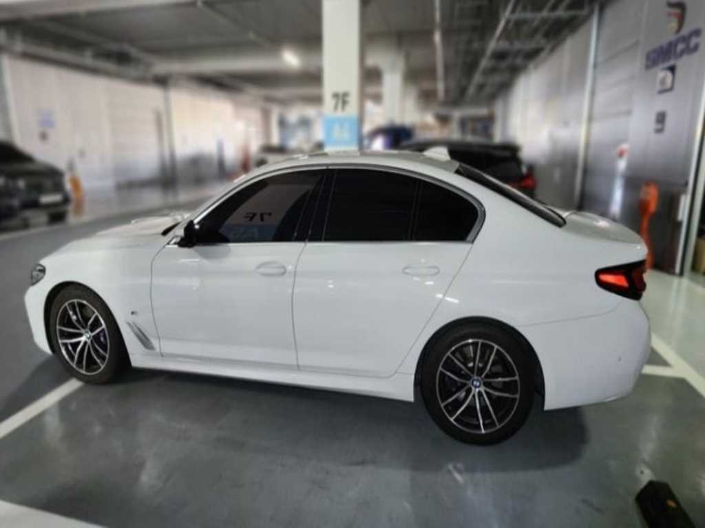 BMW 5 Series - Vista 4