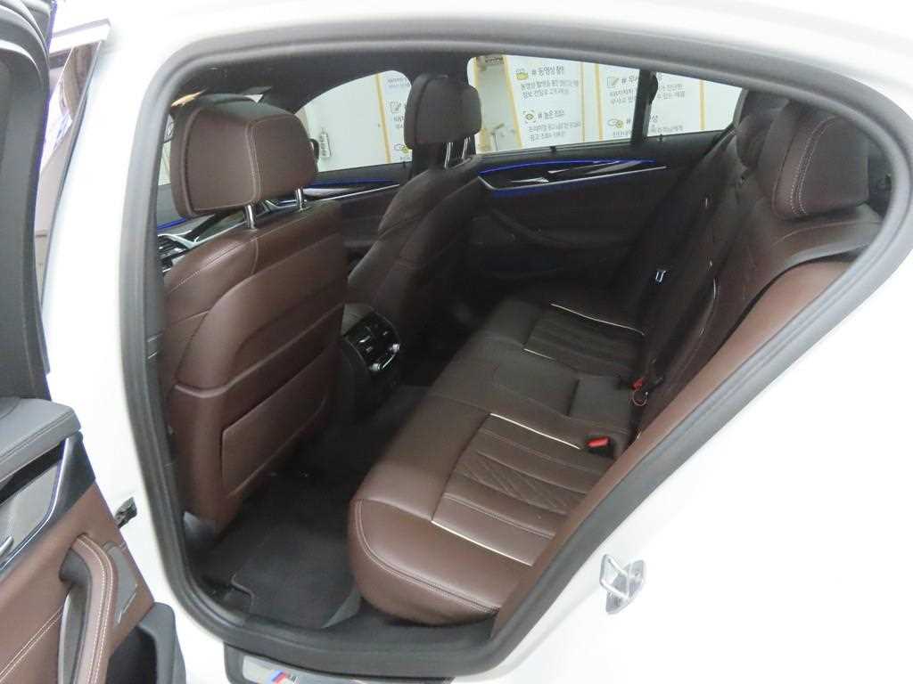 BMW 5 Series - Vista 6