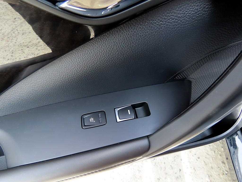 HYUNDAI Grandeur 2016 Negro - Importación desde Corea - HF Imports Iquique - Foto 16