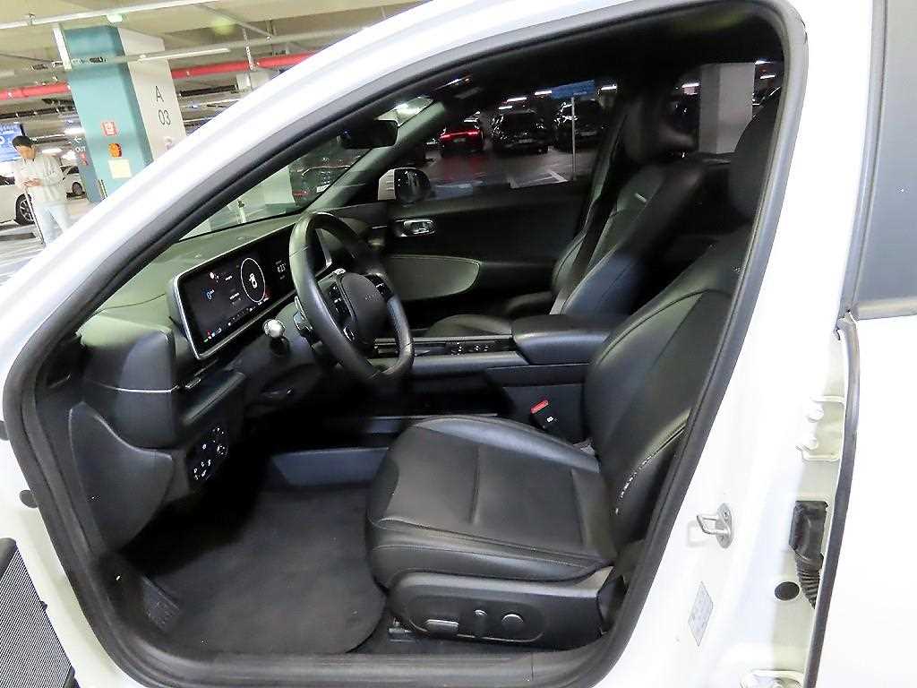 HYUNDAI Ioniq 6 - Vista 6