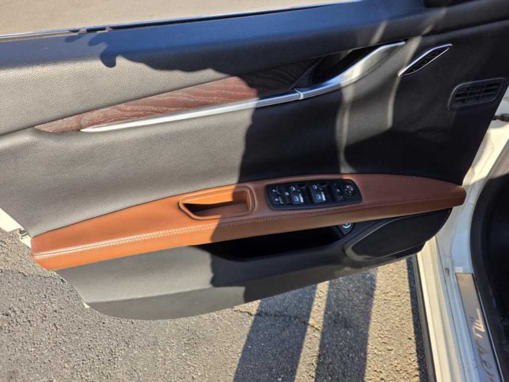 Maserati Ghibli - Vista 4