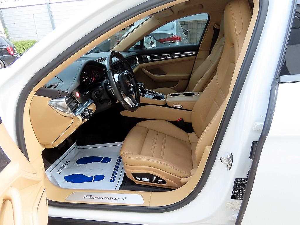 Porsche Panamera - Vista 5