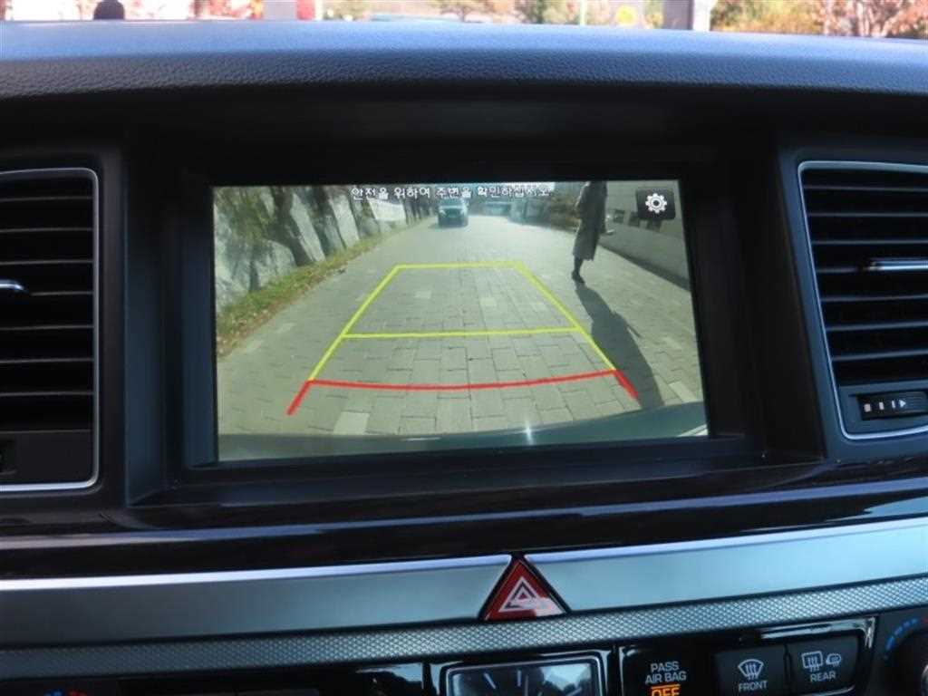 Genesis G80 - Vista 9