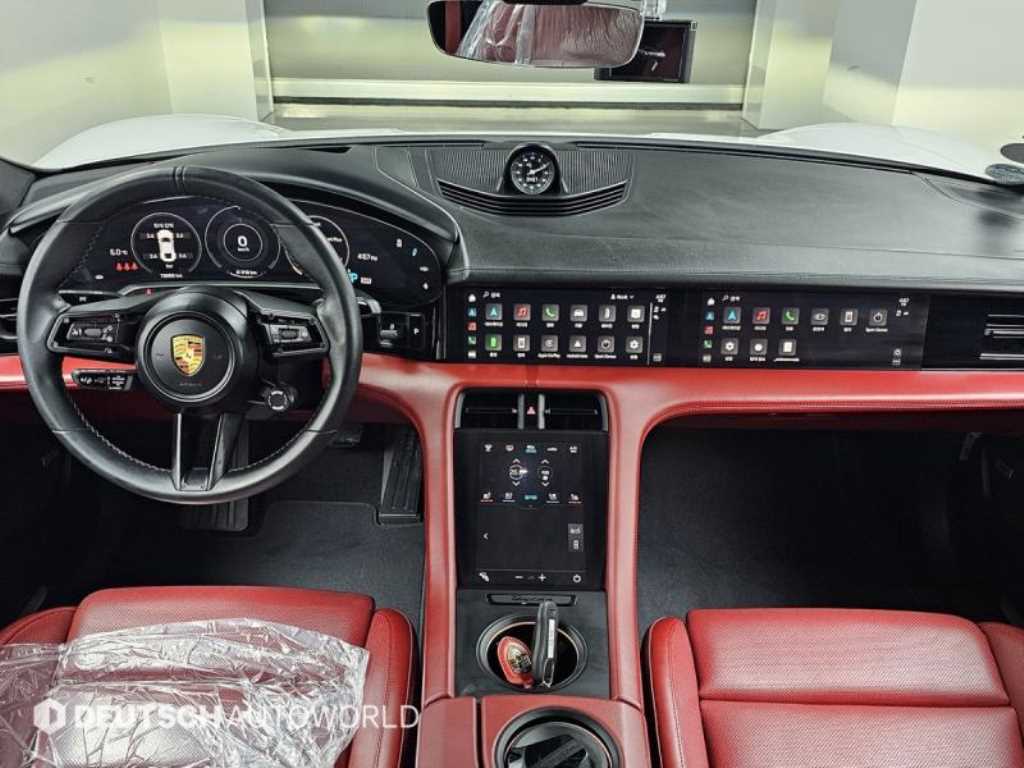 Porsche Taycan - Vista 7