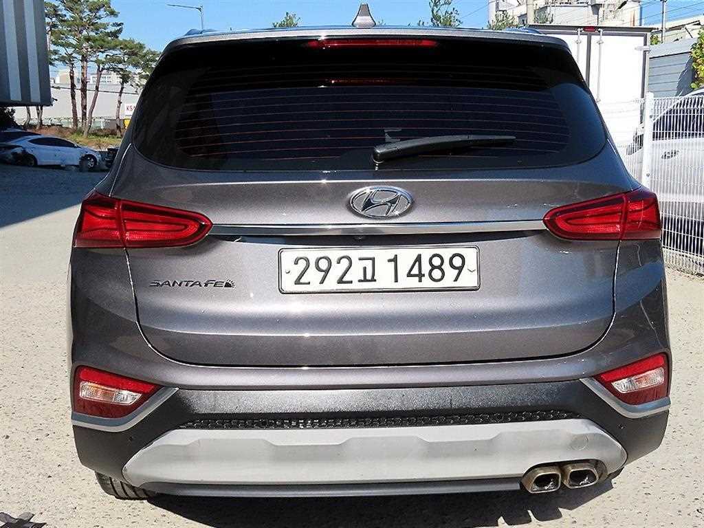 HYUNDAI Santa Fe - Vista 4