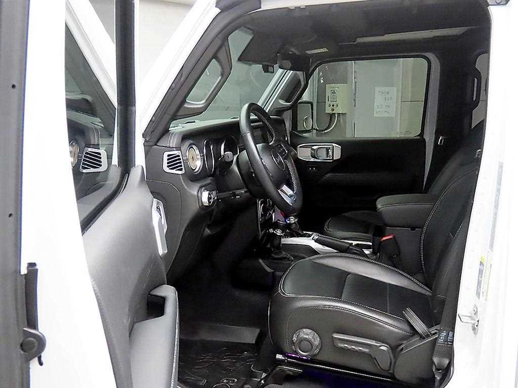 Jeep Wrangler - Vista 5