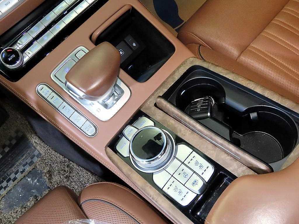 Genesis G90 2019 Negro - Importación desde Corea - HF Imports Iquique - Foto 13