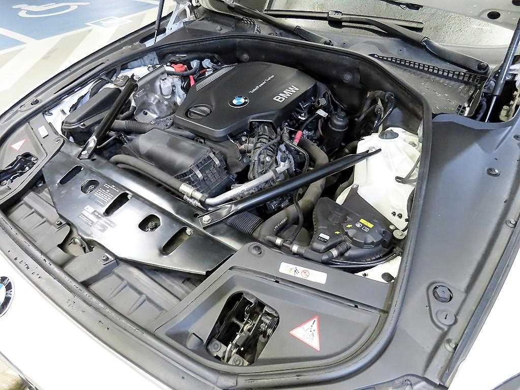 BMW 5 Series 2015 Blanco - Importación desde Corea - HF Imports Iquique - Foto 19