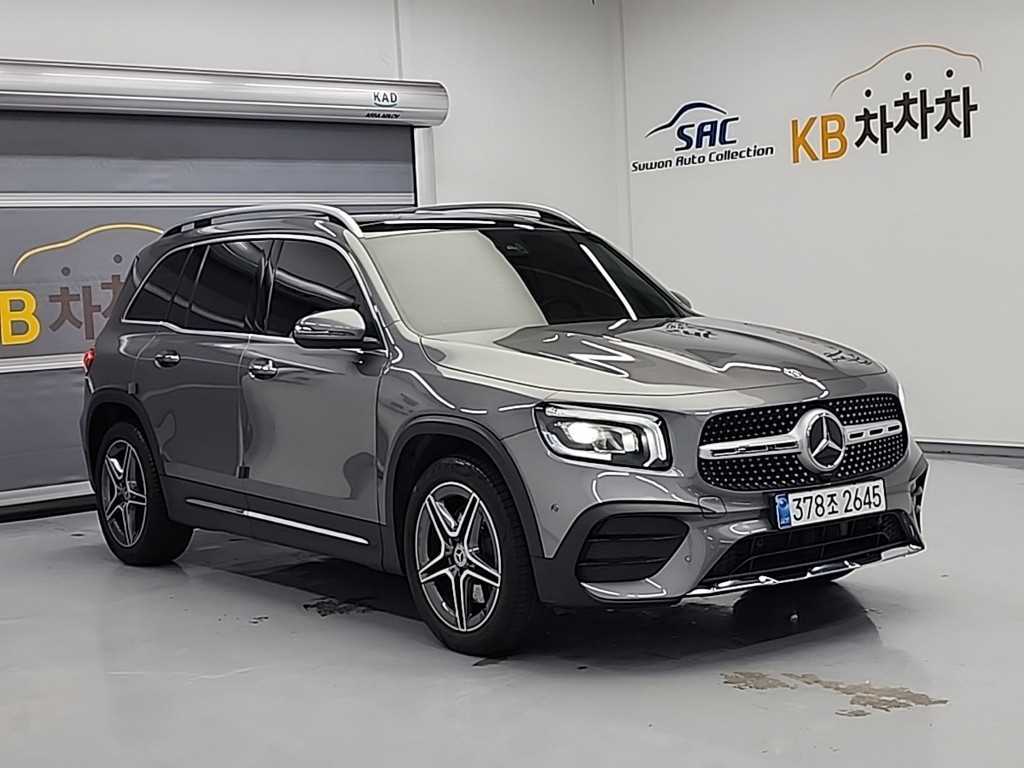 Mercedes Benz GLB Class - Vista 4