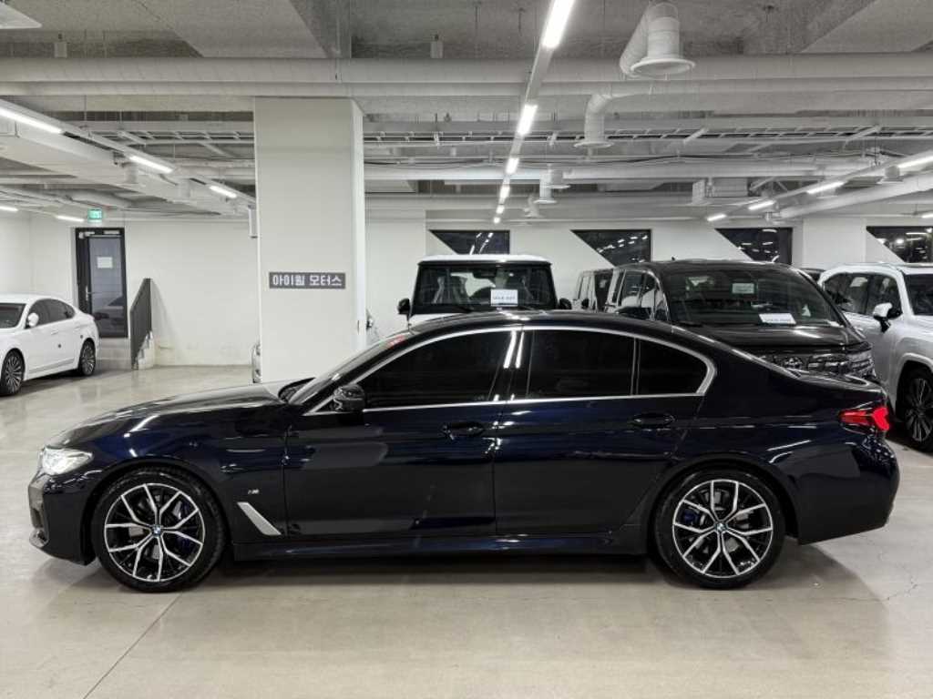 BMW 5 Series - Vista 5