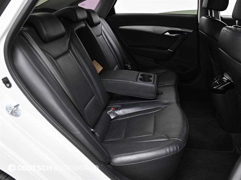 HYUNDAI i40 - Vista 12