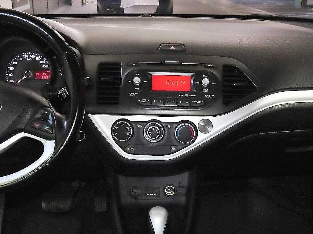 KIA Morning - Vista 11