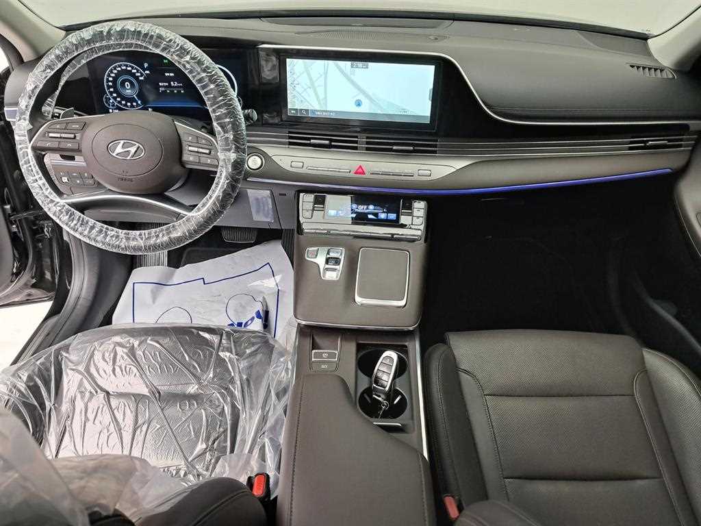 HYUNDAI Grandeur - Vista 6