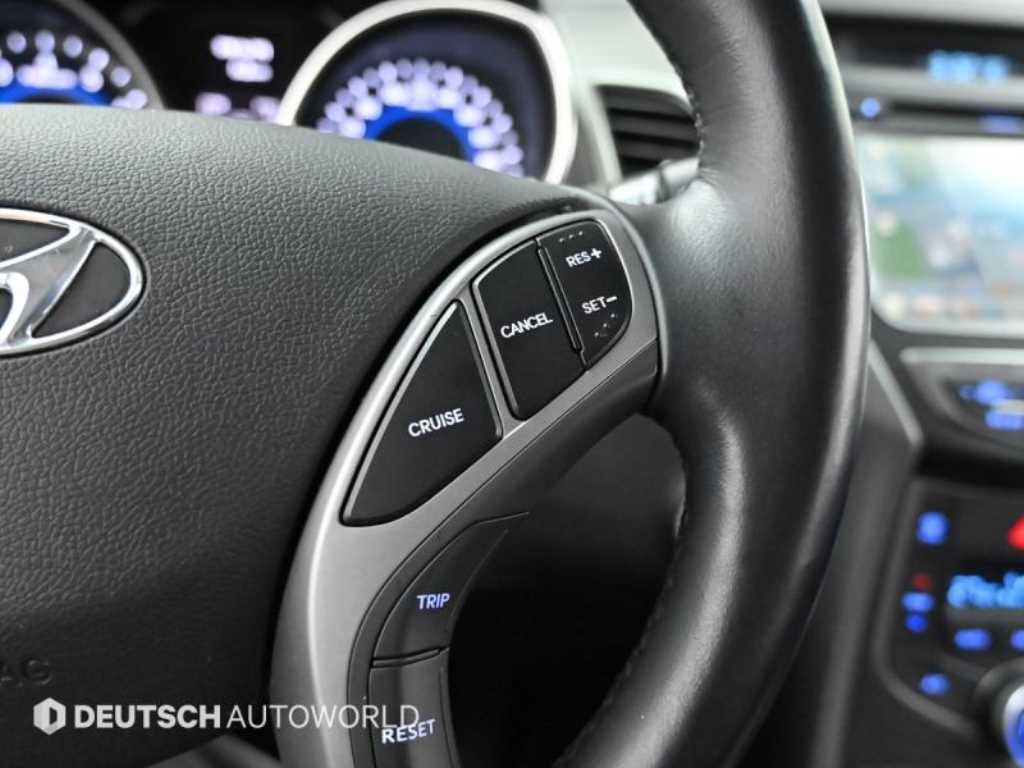 HYUNDAI Avante 2014 Gris - Importación desde Corea - HF Imports Iquique - Foto 18