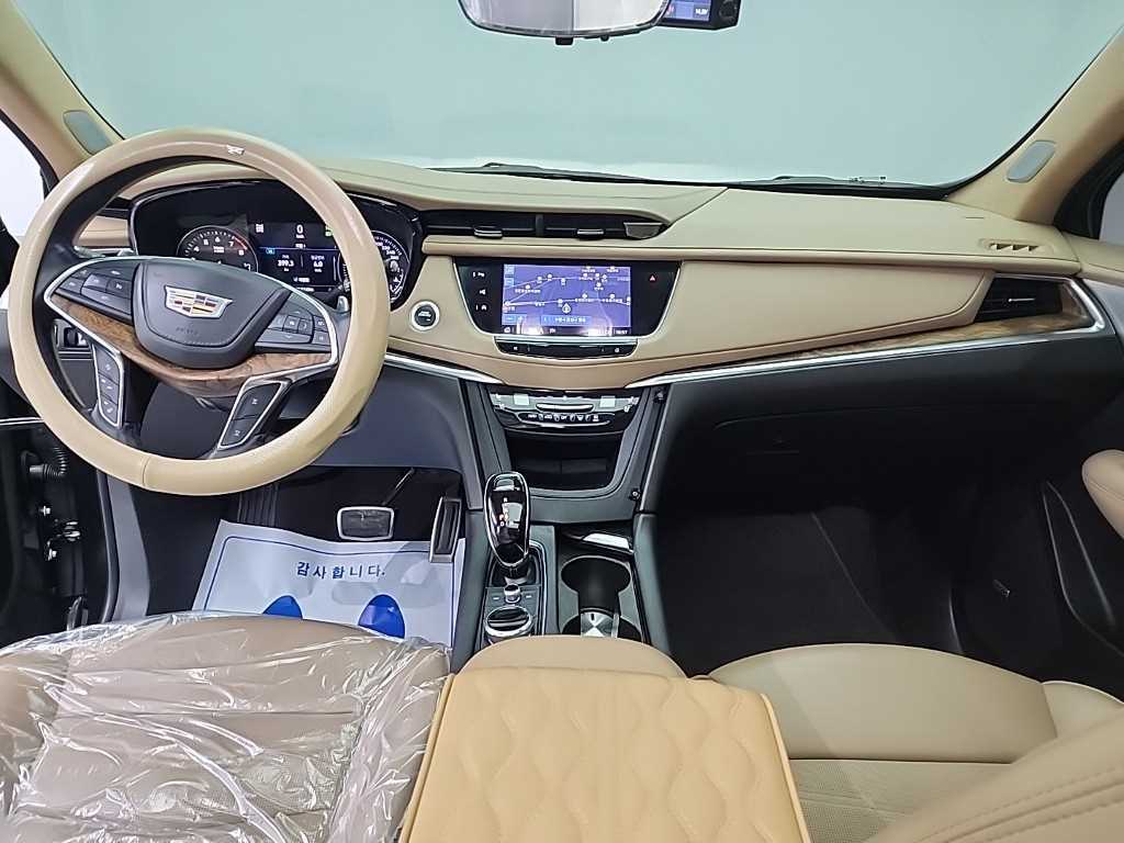 Cadillac XT5 - Vista 7