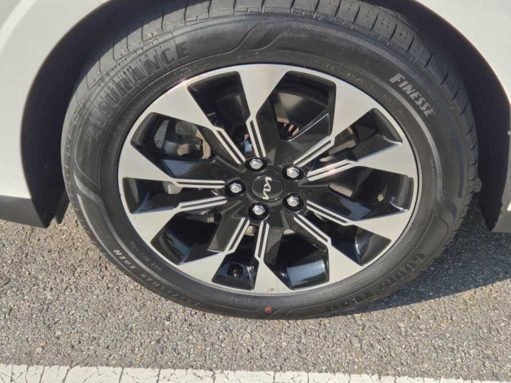 KIA Carnival - Vista 7