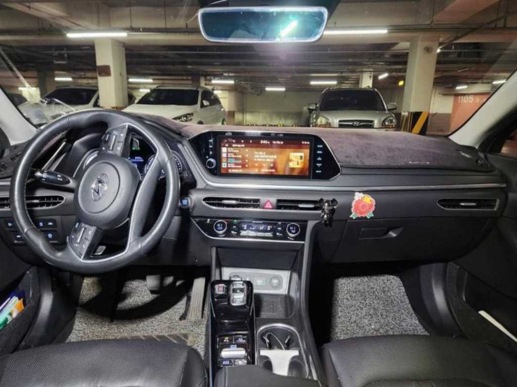 HYUNDAI Sonata - Vista 7