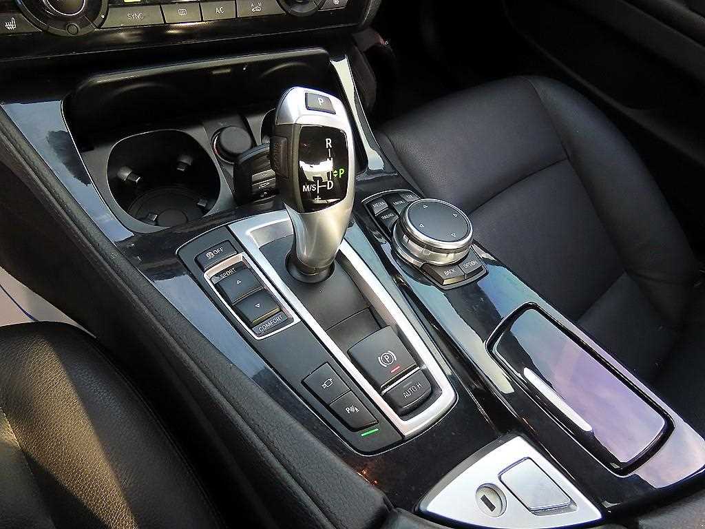 BMW 5 Series - Vista 11