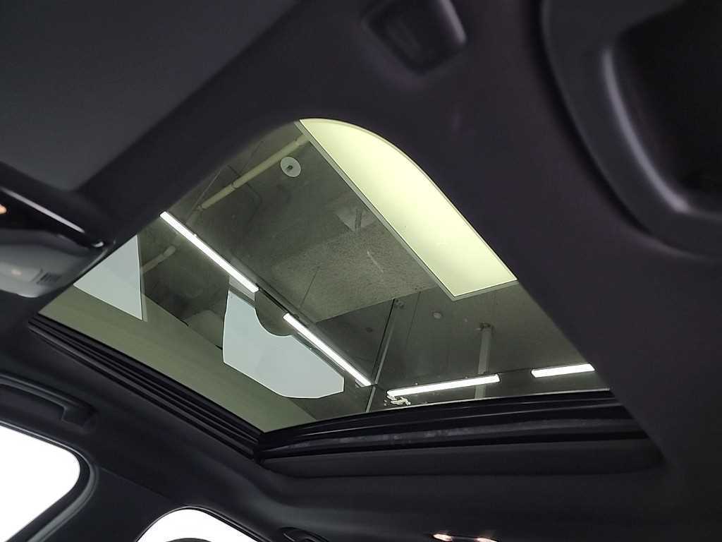 BMW 3 series 2020 Negro - Importación desde Corea - HF Imports Iquique - Foto 14