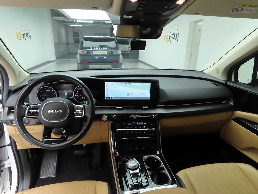 KIA Carnival - Vista 7