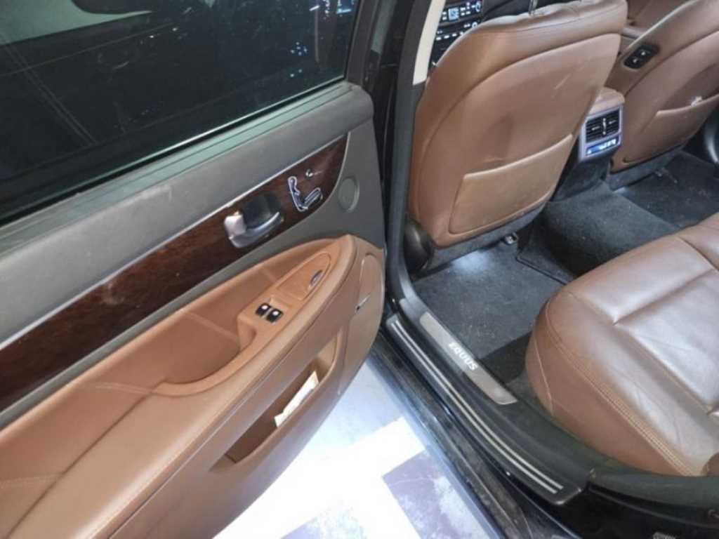 HYUNDAI Equus 2014 Negro - Importación desde Corea - HF Imports Iquique - Foto 13