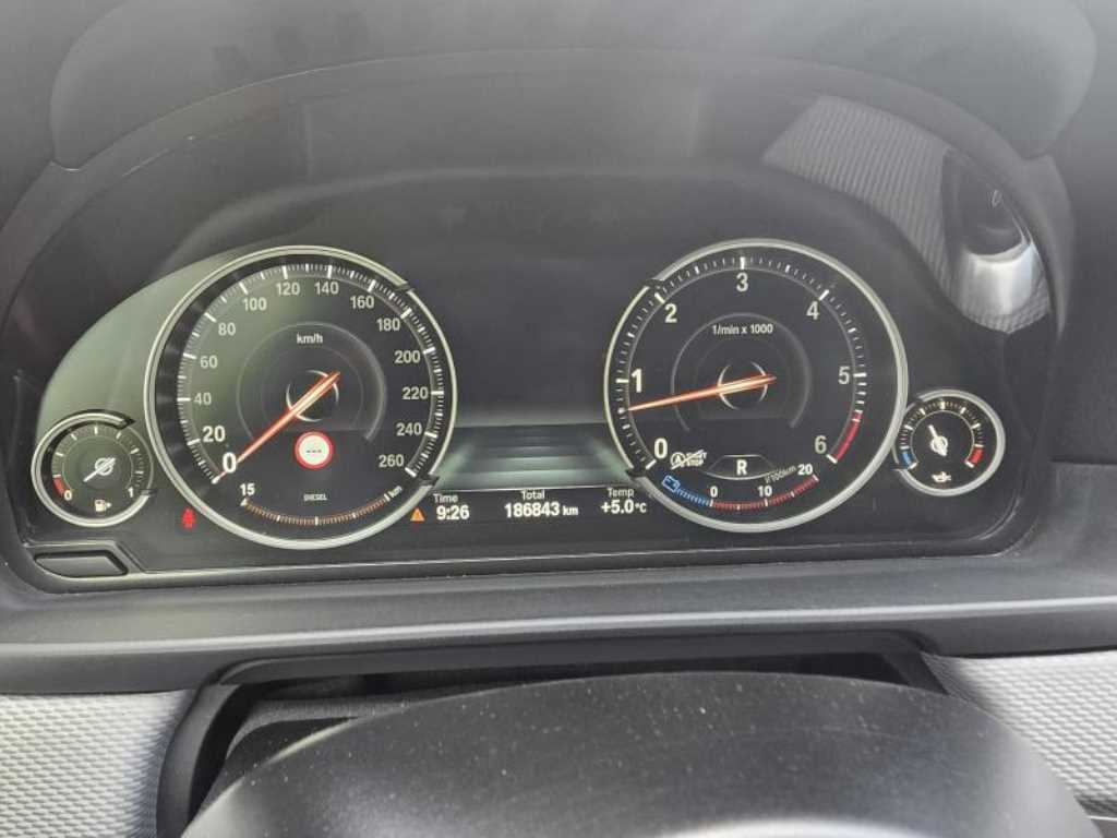 BMW 5 Series - Vista 11