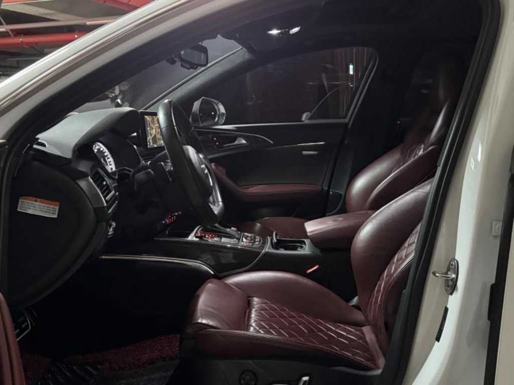 Audi S6 - Vista 10