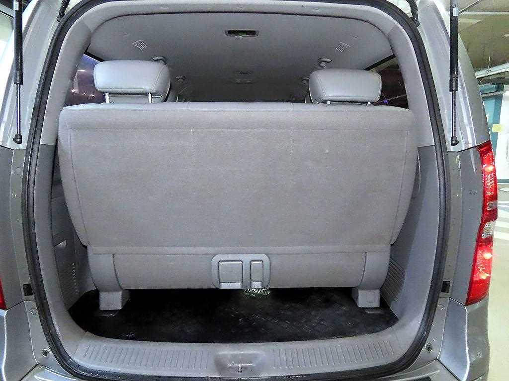 HYUNDAI Starex 2014 Gris - Importación desde Corea - HF Imports Iquique - Foto 16