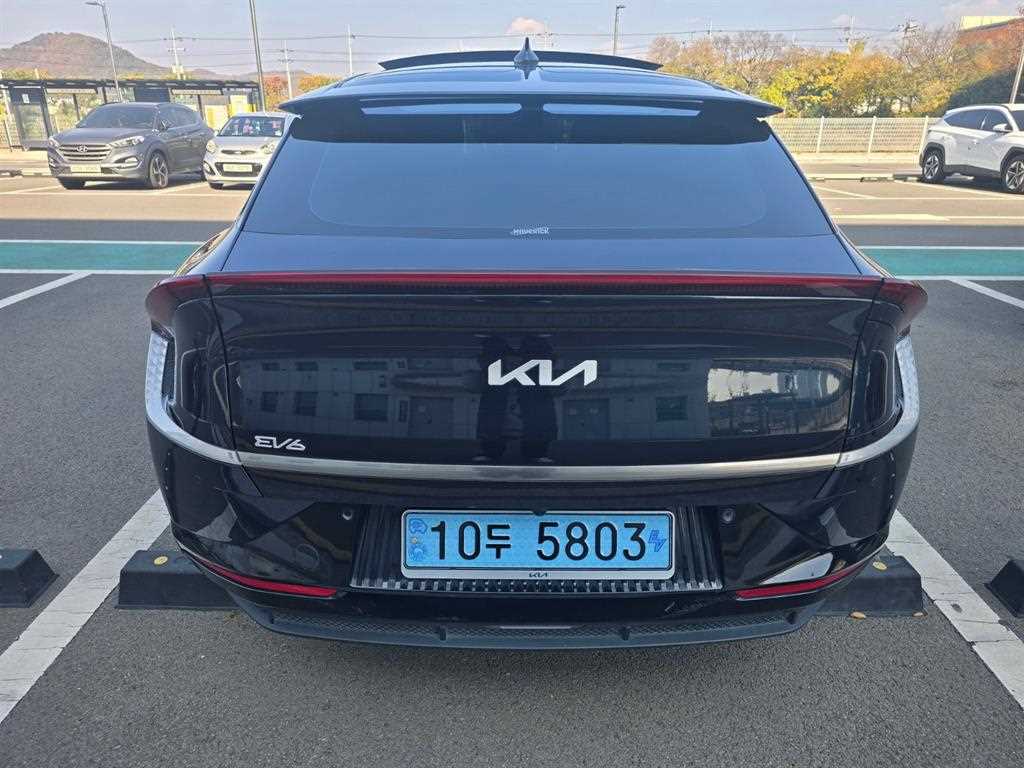 KIA EV6 - Vista 4