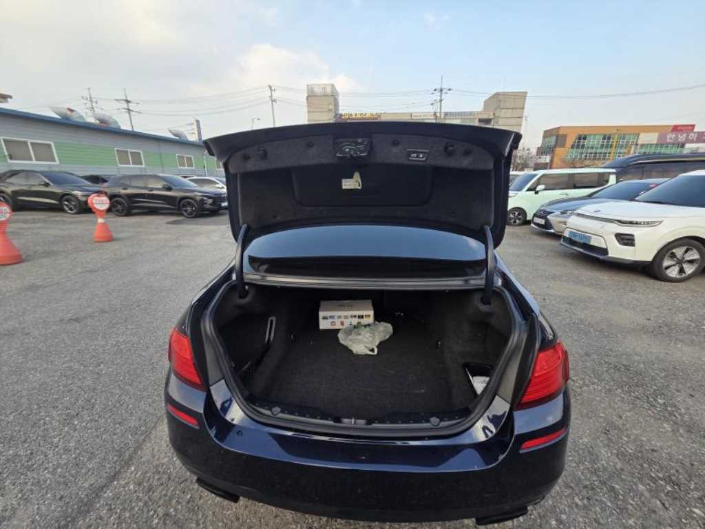 BMW 5 Series - Vista 6