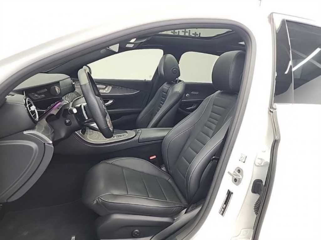 Mercedes Benz E class - Vista 11